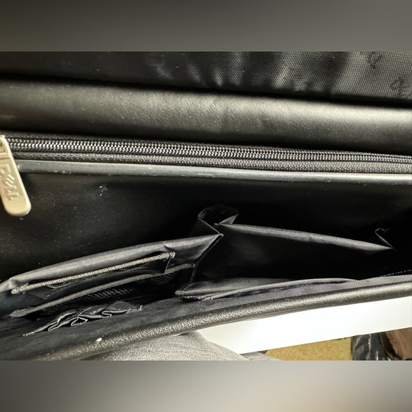 Pre owned Genuine Dell Laptop Messenger Bag Black Adjustable Strap - Picture 2 of 11